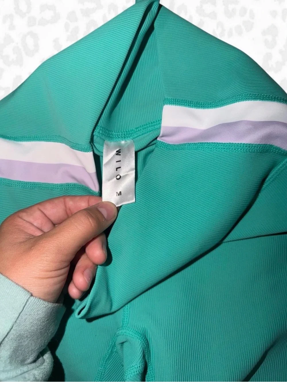Wilo The Label Teal Active Leggings with White & Lavender Stripes, Size Medium